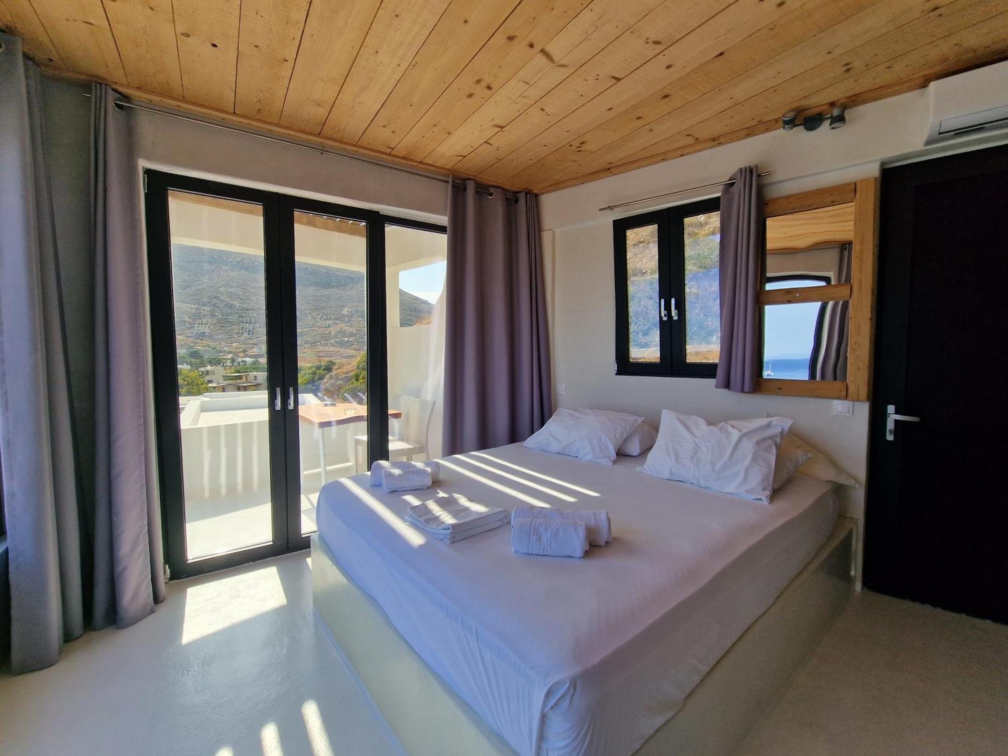 Spathi Beach Suites Kea Habitación foto