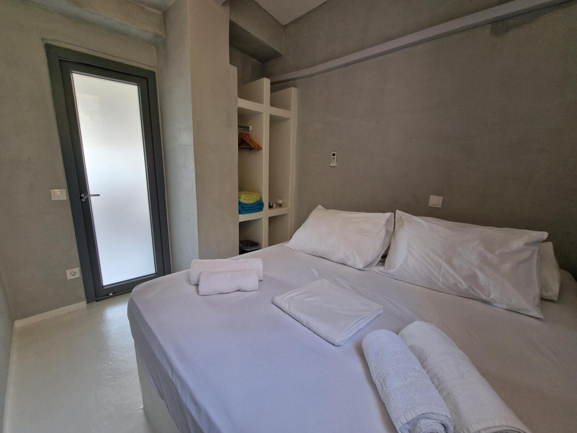 Spathi Beach Suites Kea Habitación foto