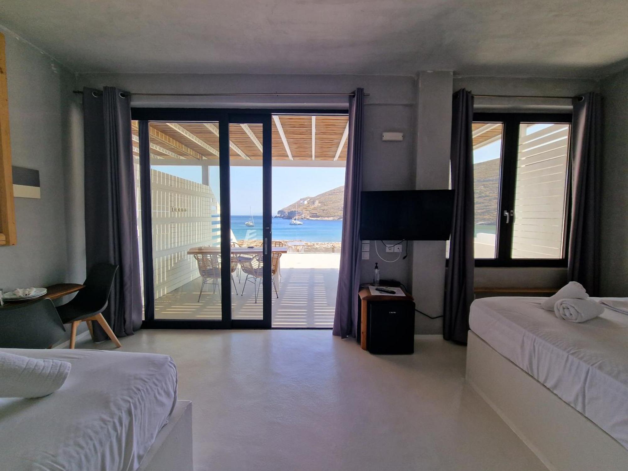 Spathi Beach Suites Kea Habitación foto